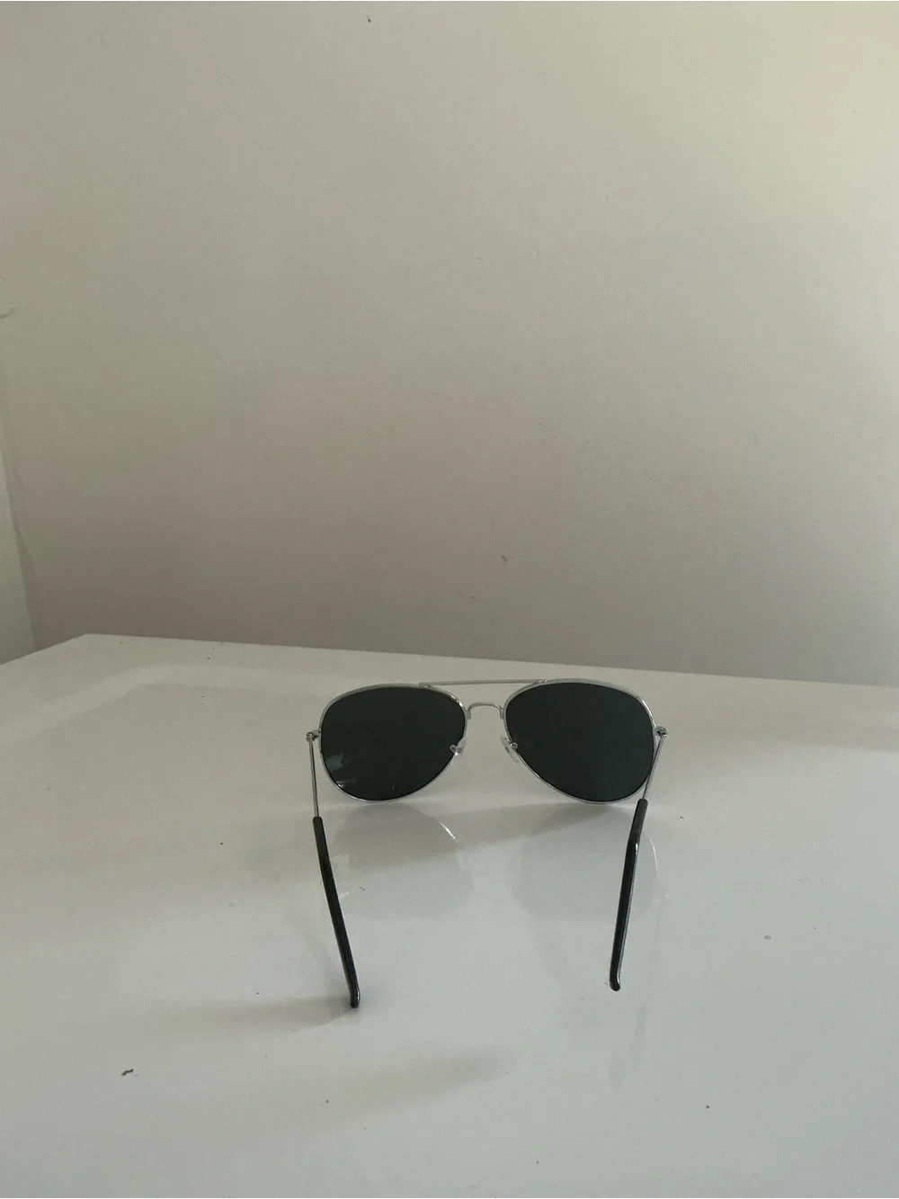 Classic Men’s Aviator Sunglasses - Black Lenses, Silver Frame
